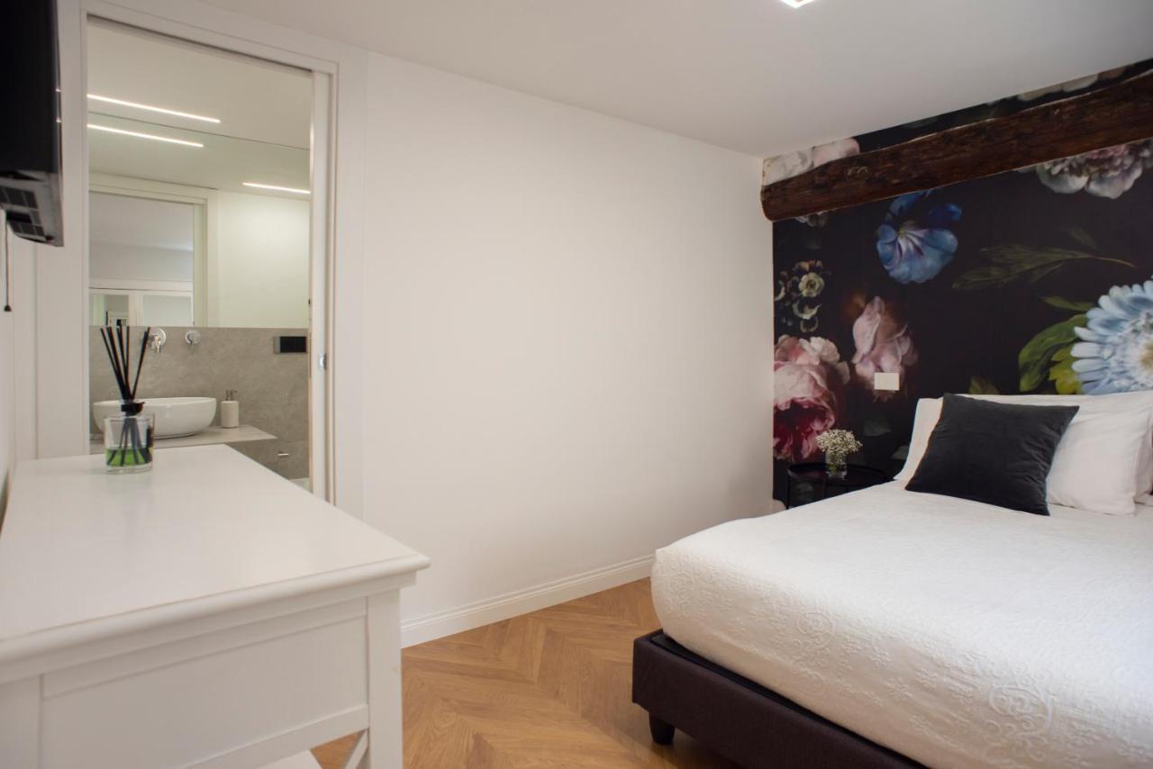 Appartement Dimora Scura à Naples Extérieur photo