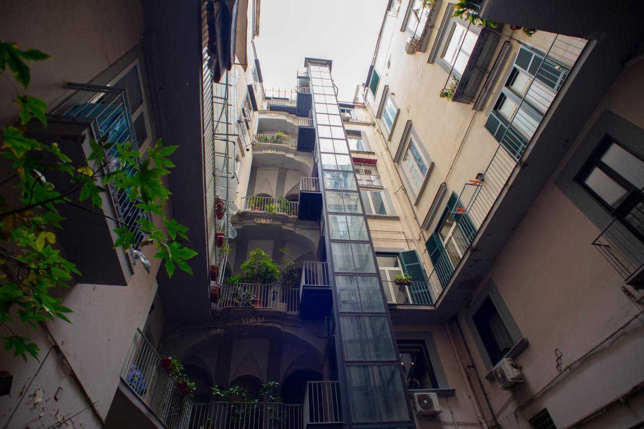 Appartement Dimora Scura à Naples Extérieur photo